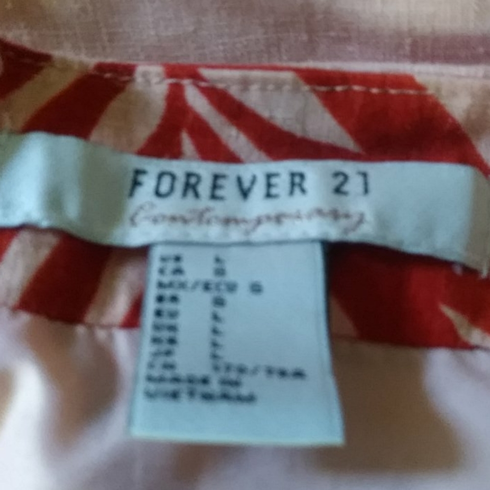 Super Cute**Summer Set With 2 Pair Of Pants M & L - image 5